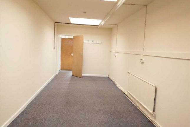 Office to let in High Street, Stoke-On-Trent
