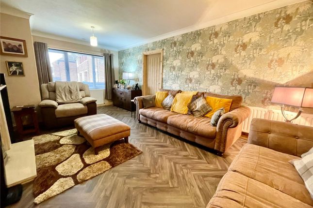 12, Formby Place, Preston photo 2
