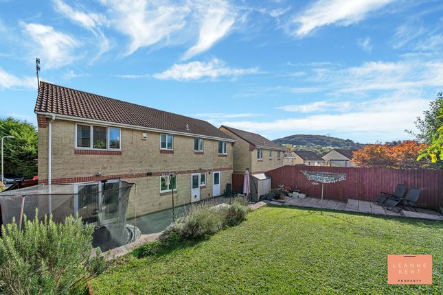 20 Ware Road, Caerphilly photo 4