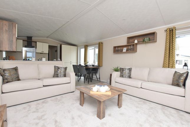 Pemberton Avon, New Beach Holiday Park, Dymchurch photo 5