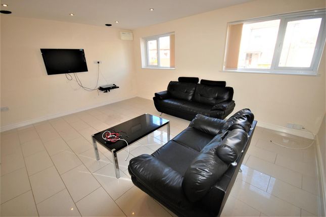 Southlea Avenue, Leamington Spa photo 2