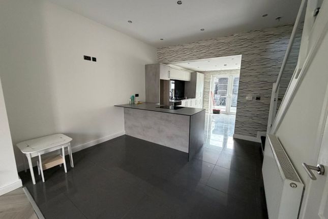 26., Elm Avenue, Manchester photo 4