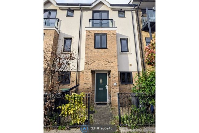 Terraced house to rent in Chariot Way, Cambridge