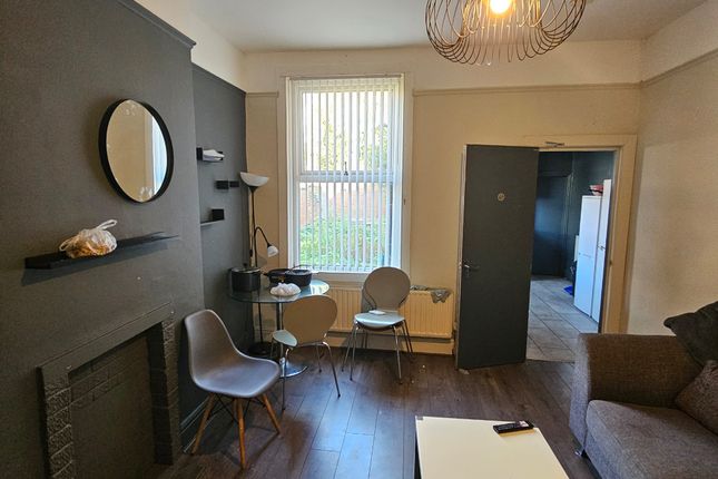 Thumbnail Shared accommodation to rent in St. Anns Road, Coventry