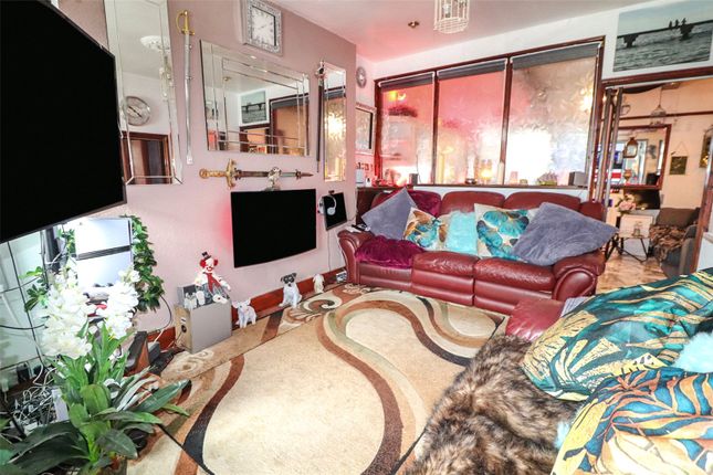 249, Hazel Road, Erith photo 3