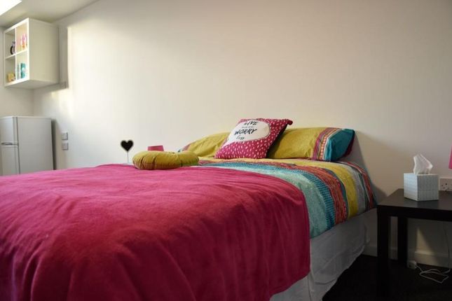 Room to rent in John Street, Sunderland