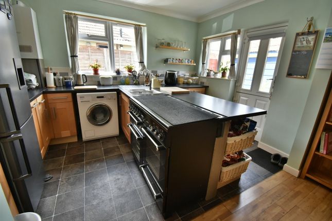 1058, Ringwood Road, Bournemouth photo 4
