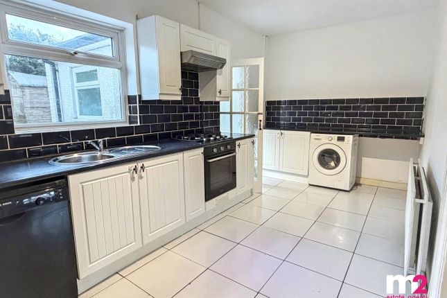 11, Gwent Place, Abergavenny photo 2