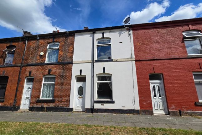 2-bed house on 4, Duckworth Street, Bury, £100,000