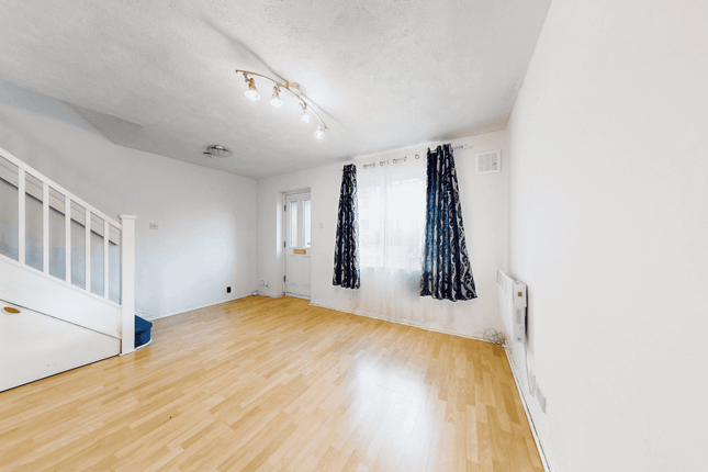 Thumbnail Semi-detached house to rent in Campbell Close, London