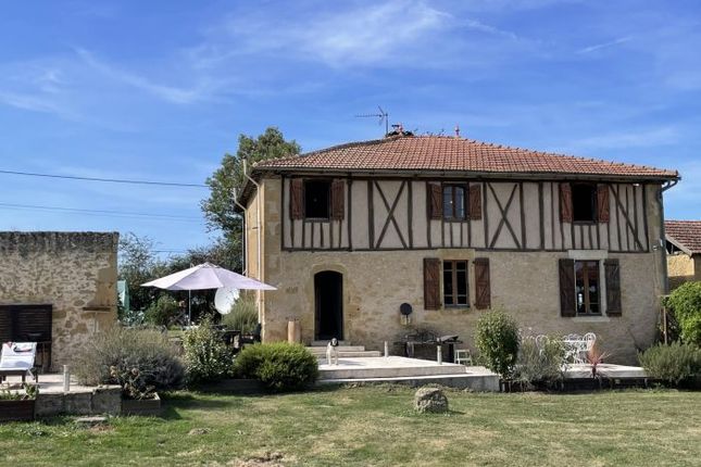 Farmhouse for sale in Simorre, Midi-Pyrenees, 32420, France