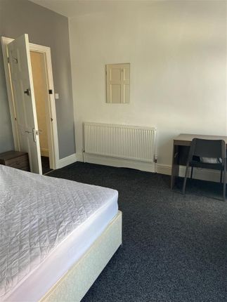 Shared accommodation to rent in Ventnor Street, Hull