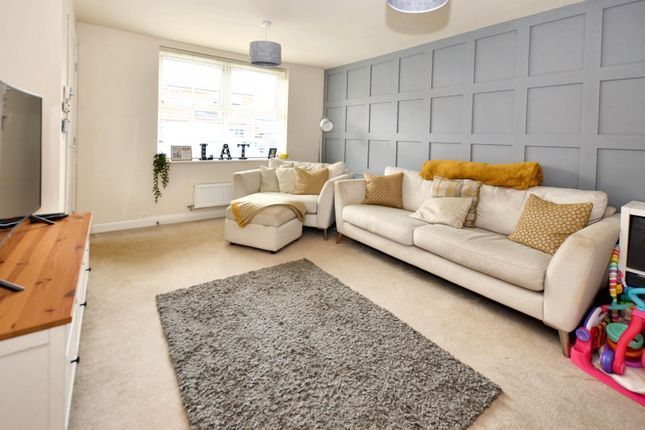 5, De Bray Close, Northampton photo 2