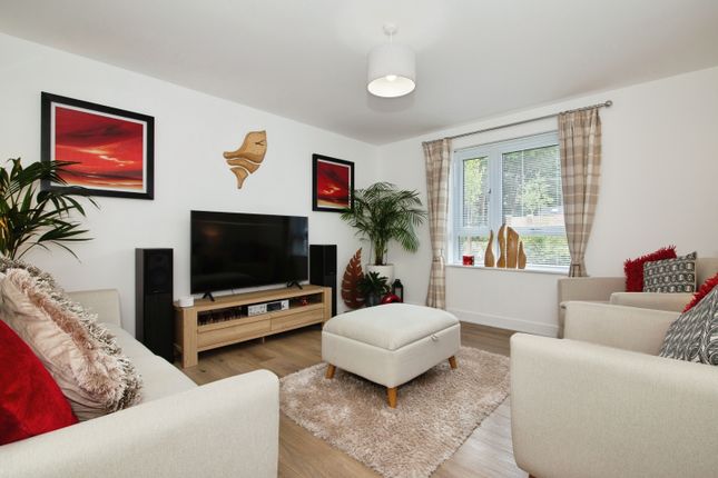 3, Greenside Close, Washington photo 2