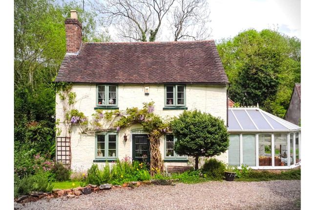 Cottage for sale in Gravel Leasowes, Telford