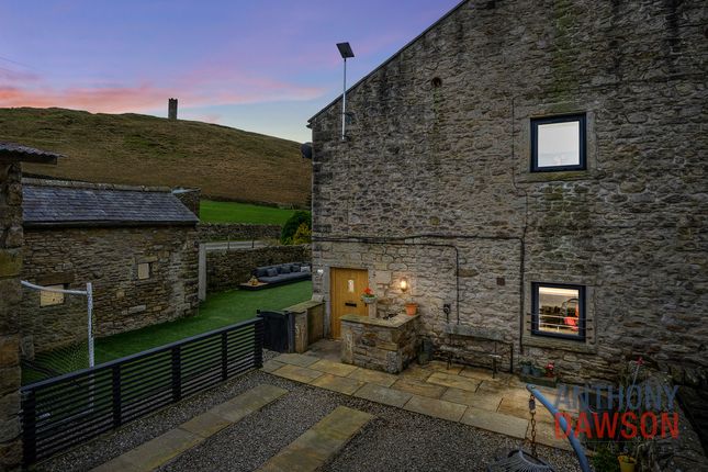5-bed house on Tower Farm, Gisburn Road, Nelson, £550,000