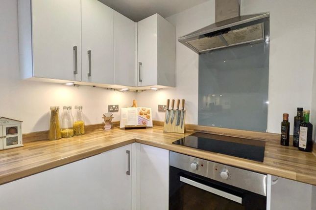 41, Somerset Way, Highbridge photo 2