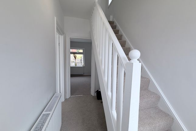 61 Thomas Street, Porth photo 2