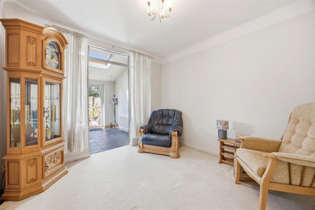 2, Burleigh Road, Hillingdon photo 4