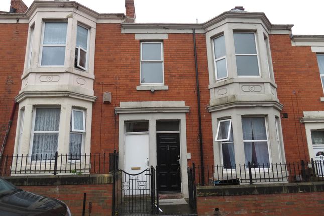 Flat to rent in Hampstead Road, Benwell
