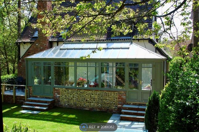 Detached house to rent in Forty Green, Beaconsfield