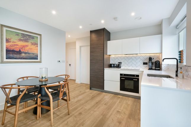 Flat 305 Loder House 2, Anderson Road, London photo 4