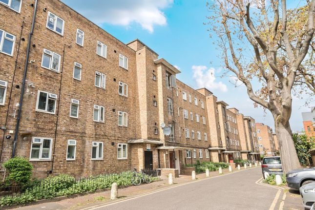 4-bed house on Flat 25, Selbourne House,, Great Dover Street, London, £500,000