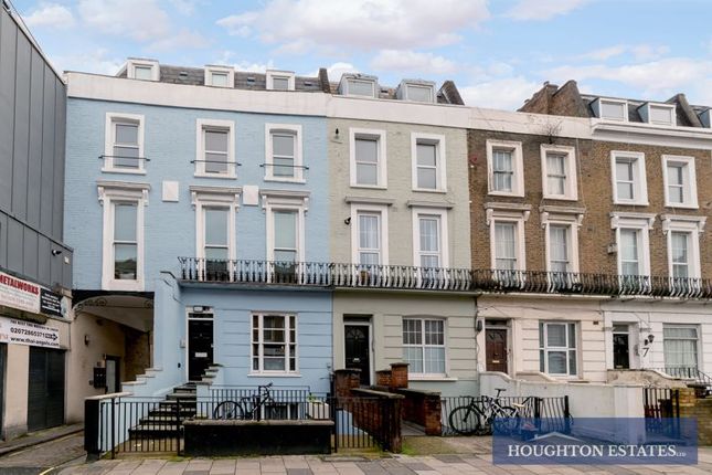 Thumbnail Flat for sale in Great Western Road, London