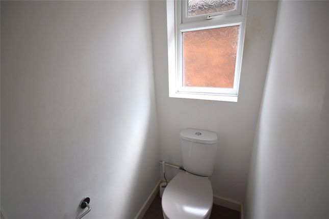 30, Stoneleigh Crescent, Epsom photo 5