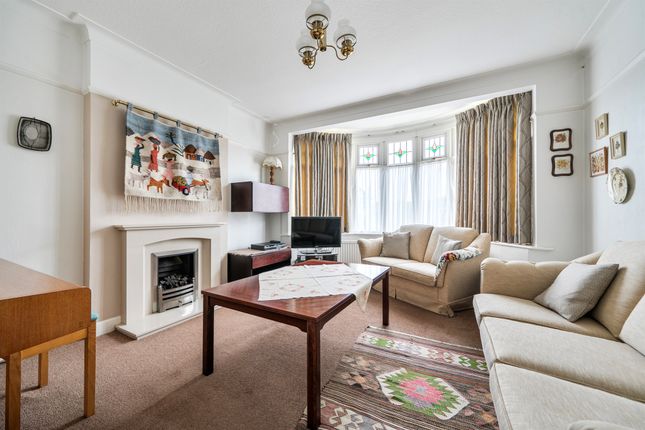 67, Bincote Road, Enfield photo 3