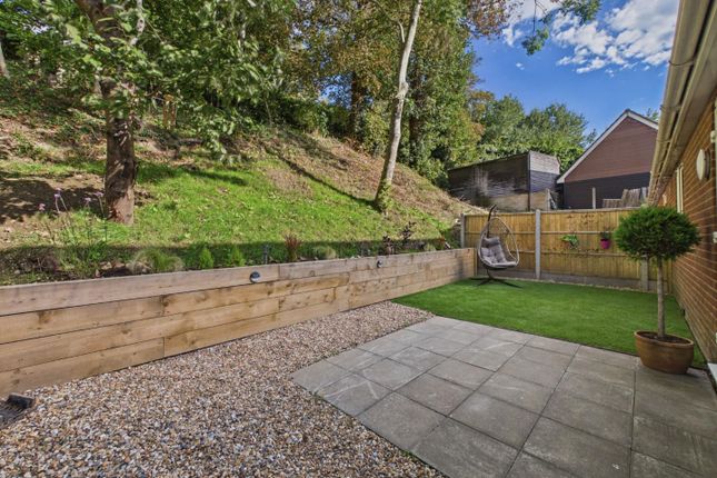 28A, Lees Road, Ashford photo 2