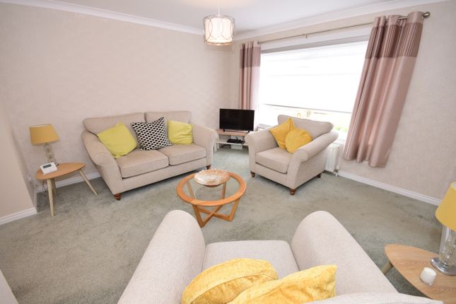 44 Anstruther Street, Law, Carluke photo 3