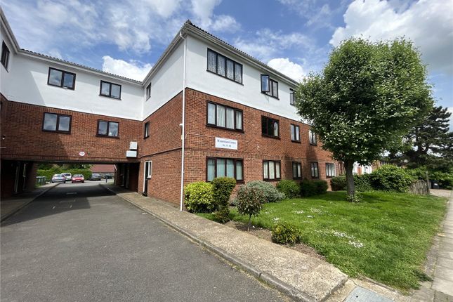 Thumbnail Flat for sale in Leicester Road, Barnet, Hertfordshire
