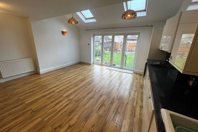 171, Brodie Avenue, Liverpool photo 5