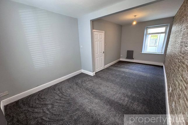 8, Eileen Place, Treorchy photo 2