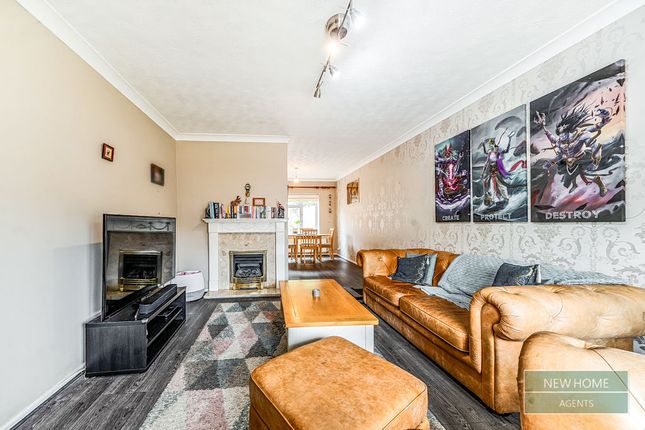 13, Greswold Close, Coventry photo 5