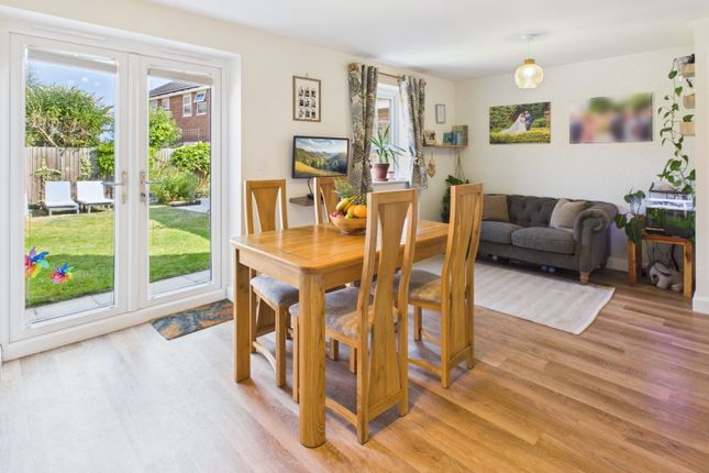 1, Meadowside Drive, Nantwich photo 3