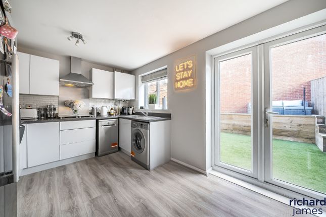 30, Beaufort Avenue, Royal Wootton Bassett photo 4