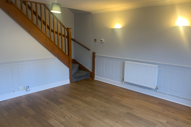 Terraced house to rent in Commercial Road, Tonbridge