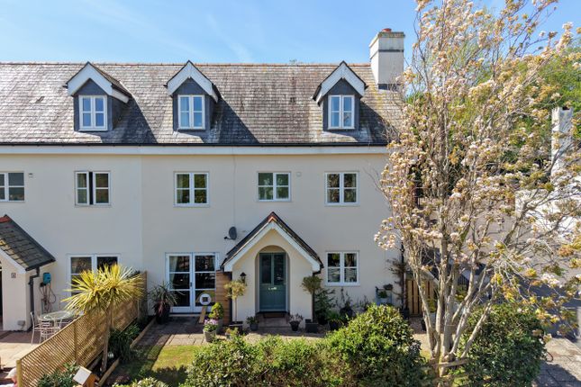 5-bed house on 6, Dawlish, £2,400/mo