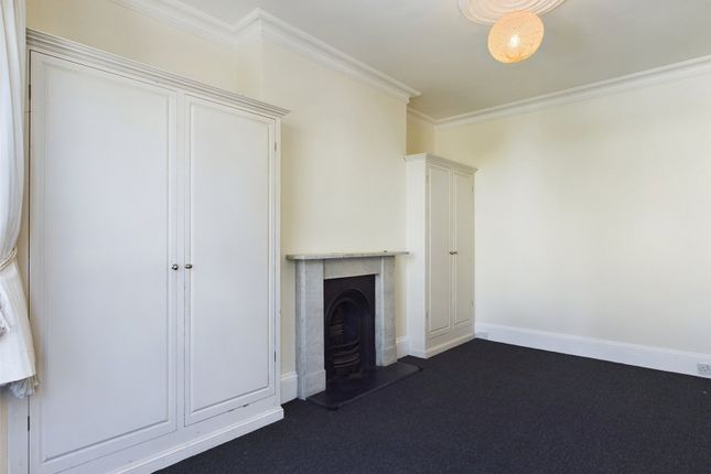Flat to rent in Seafield Road, Hove, East Sussex