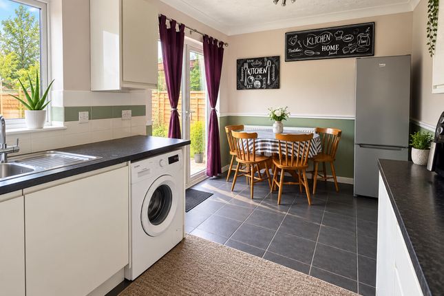 Campion Close, North Walsham photo 3