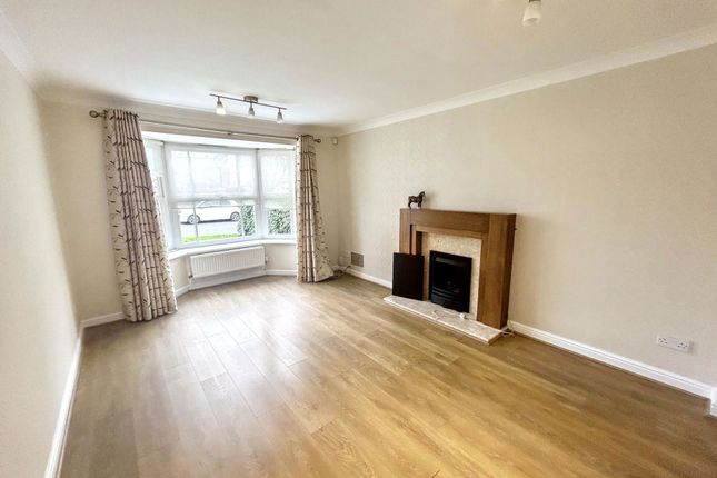 23, Stonecroft Gardens, Newcastle upon Tyne photo 2