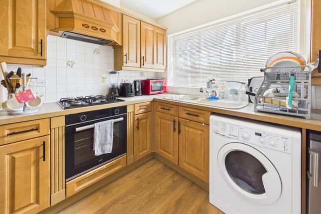 32, Temeraire Road, Plymouth photo 3