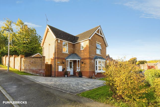 3-bed detached on 18, Ffordd Newydd, Mold, £345,000