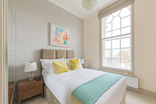 Flat to rent in Grosvenor Gardens, Belgravia, London