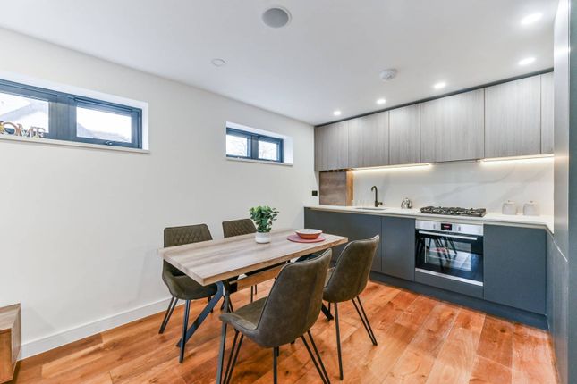 Flat for sale in Allium House, Purley