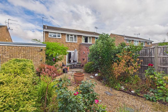 37, Elstree Road, Hemel Hempstead photo 2