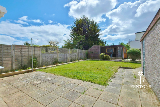 79, Walden Way, Frinton-on-Sea photo 2