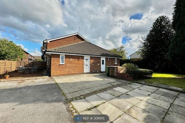 St Annes Road, Denton, Manchester photo 2